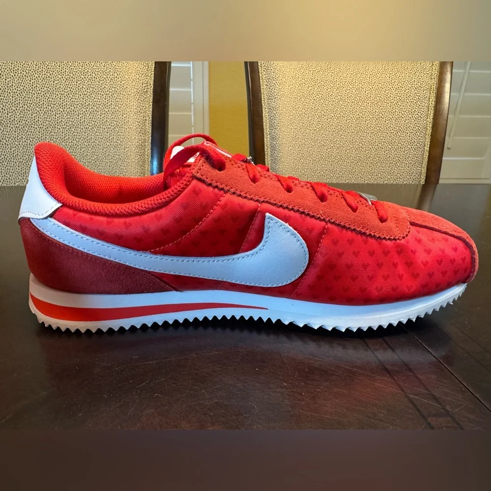 New Nike Cortez Valentines Day Heart Sneaker Shoes - Picture 10 of 16